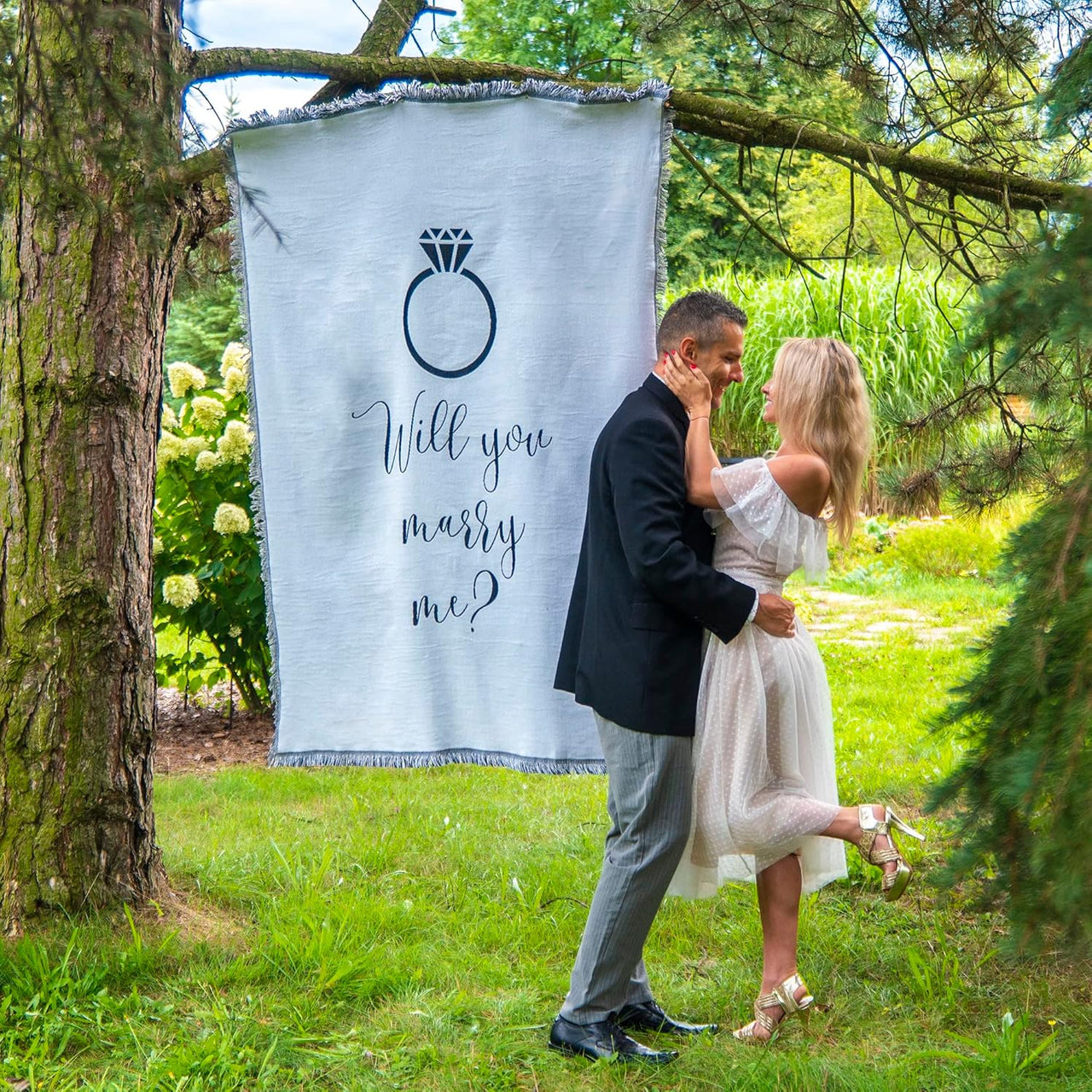 Will You Marry Me Woven Blanket Super Soft Throw Blanket, Wedding Proposal Decorations for Outdoor, Proposal Tapestry Will You Marry Me Sign, Ideal for Engagement Party Decorations, 51x71 in.